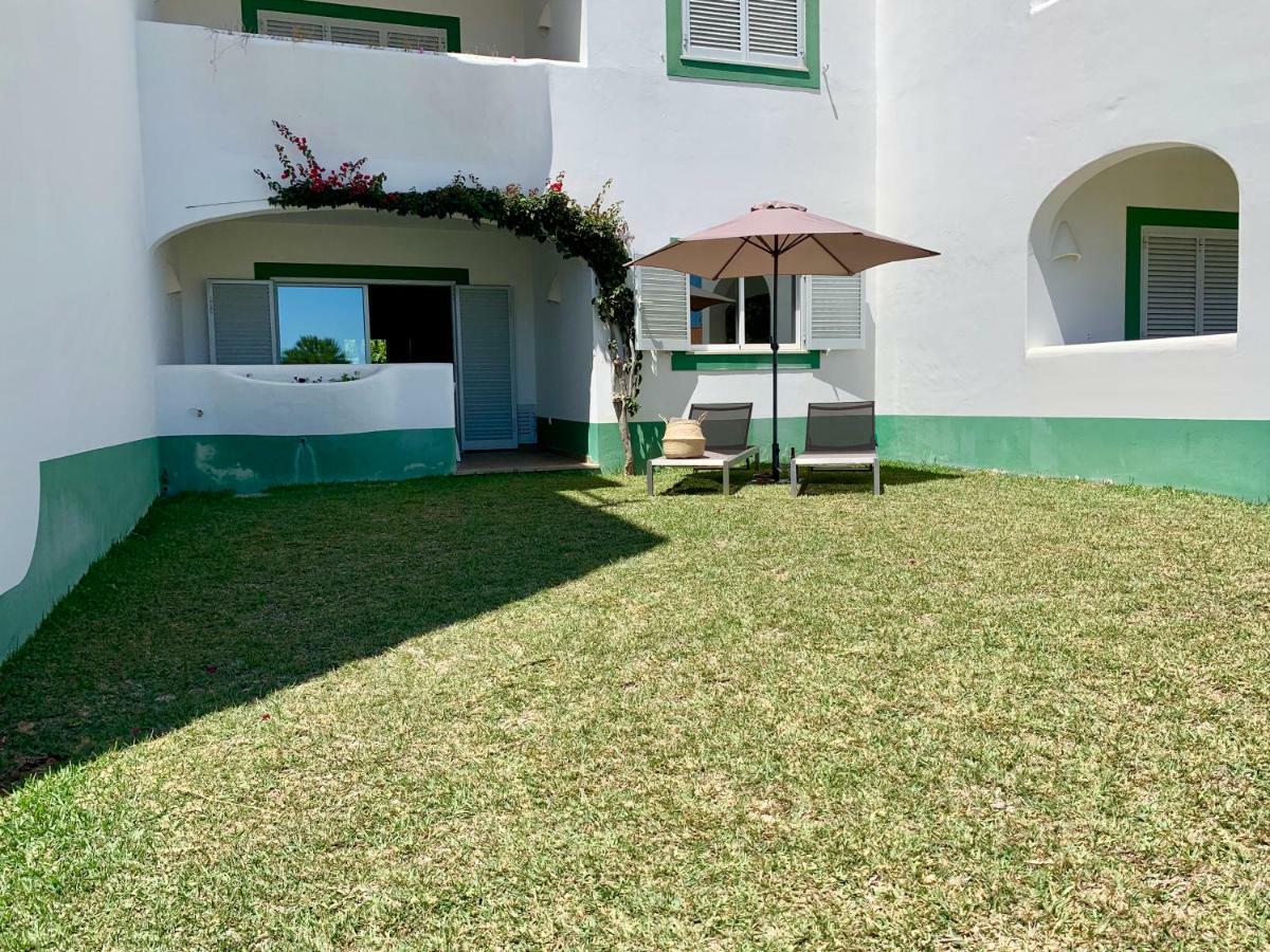 Charming Apartment With Private Garden & Pool Vilamoura Eksteriør billede